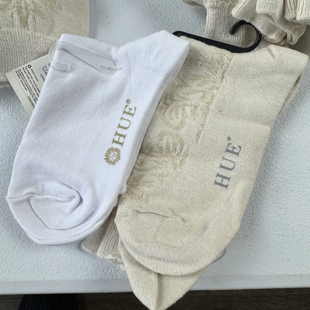 Hue 10 Pair Basic Anklet Ivory Brocade Socks, 3 White Roll Top Socks Womens OS